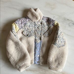 Blank NYC Girl’s Fuzzy White fleece quilted Jacket Coat Size M